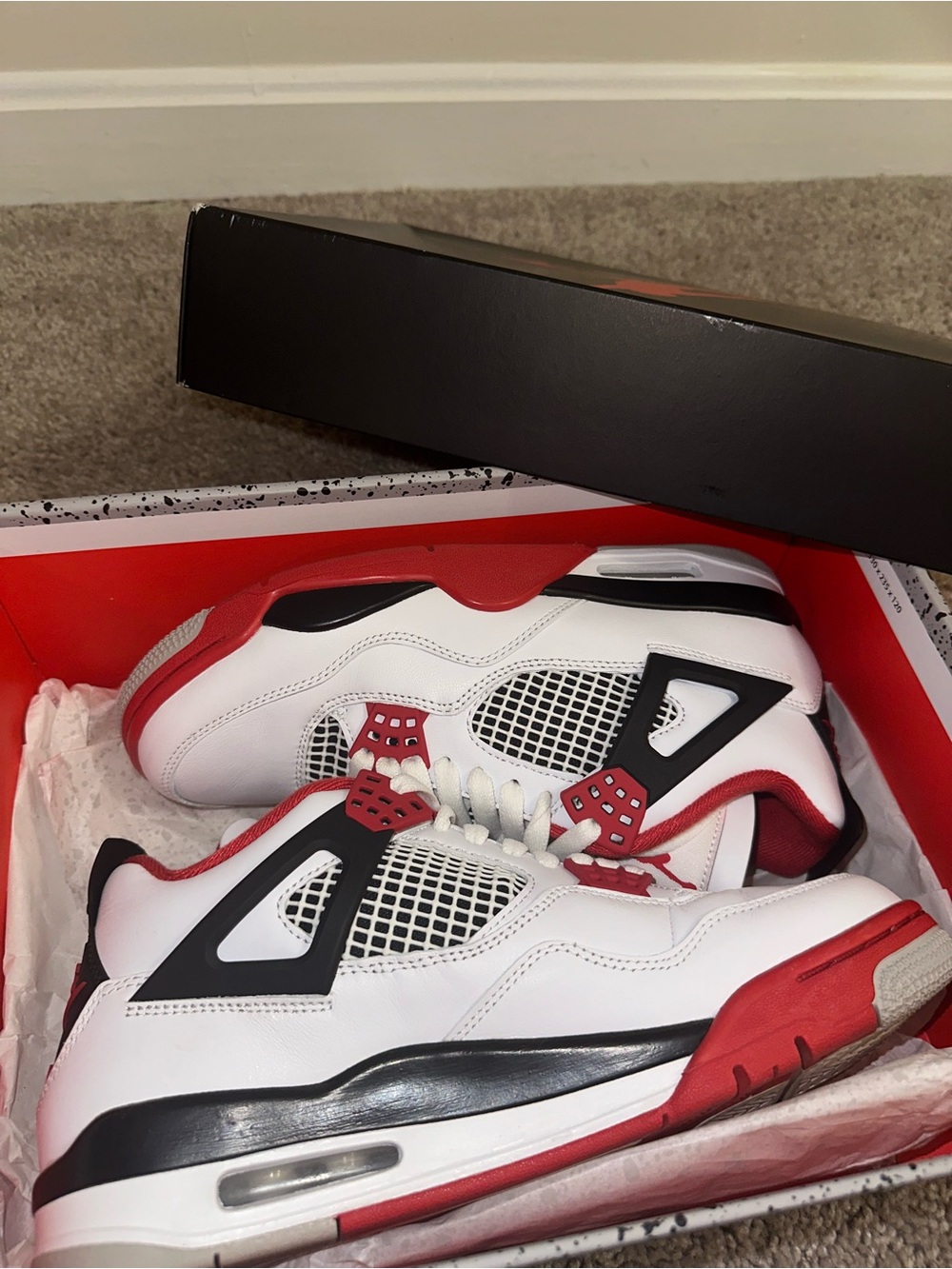 AIR JORDAN 4 RETRO FIRE RED